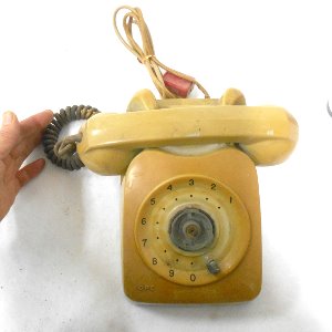 다이얼 돌리는 홀없는 중고다이얼전화기 옛날전화