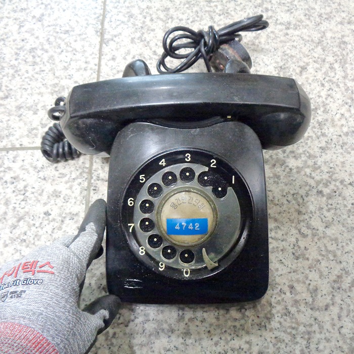 중고 77년 다이얼 전화기 옛날전화 70년대 전화