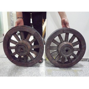 마차바퀴 한쌍(지름 43cm)/나무바퀴/대형수레바퀴/상점인테리어/엔틱소품/정원용품/수레바퀴/바퀴/나무바퀴