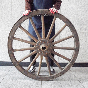 빈티지 마차바퀴(지름97cm)/나무바퀴/대형수레바퀴/인테리어/엔틱소품/정원용품/수레바퀴/바퀴/나무바퀴