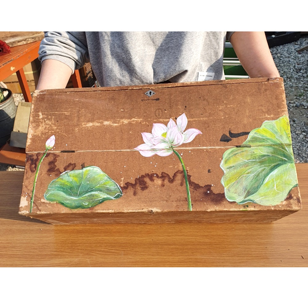 1 연꽃그린 돈궤 고가구 옛날 나무함 나무궤 골동품