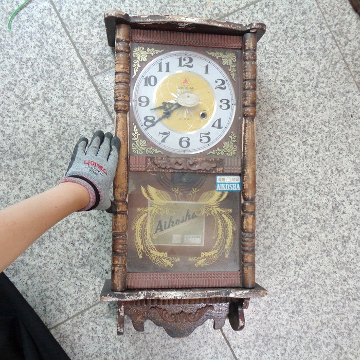 윗면 까진 70년대 괘종시계 옛날벽시계  옛날시계