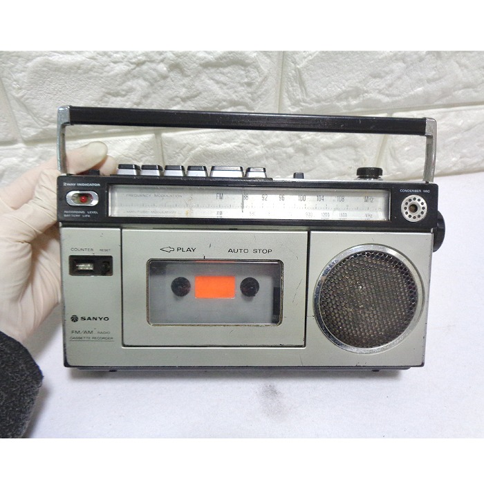 80년대 산요 카세트라디오 1개 임의 고가전 옛날 라디오