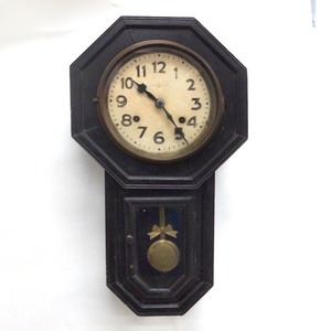낡은 괘종시계/옛날 시계/일본벽시계/옛날물건/벽시계/근대사/빈티지 시계/일본 시계