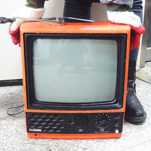 흑백티브이/흑백테레비젼/1976년 RP-403U  대한전선 텔레비젼/옛날TV/대한전선텔레비젼/옛날텔레비젼/tv/Tv