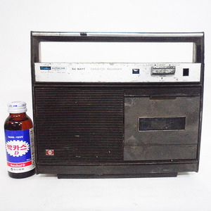 낡은HITACHI카세트 라디오 TRQ-250/수집용카세트라디오/라듸오/라디오/80년대카세트라디오/히다찌카세트